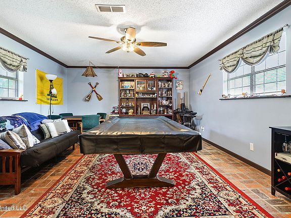 2nd image of 80 Easy St