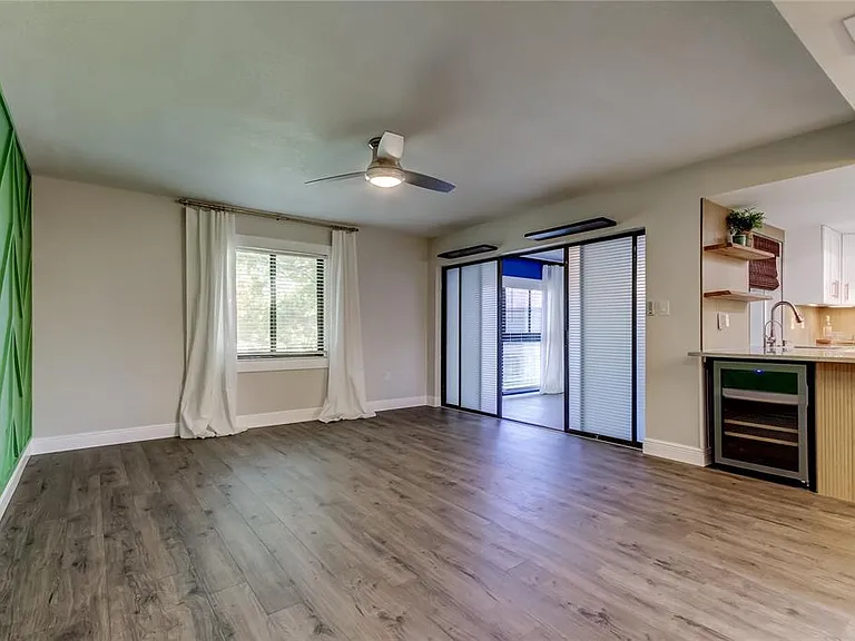 2673 Sabal Springs Cir #201 — Photo 19
