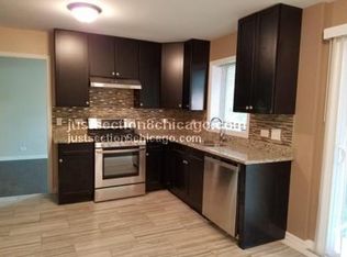 7406 S Crandon Ave #2, Chicago, IL 60649