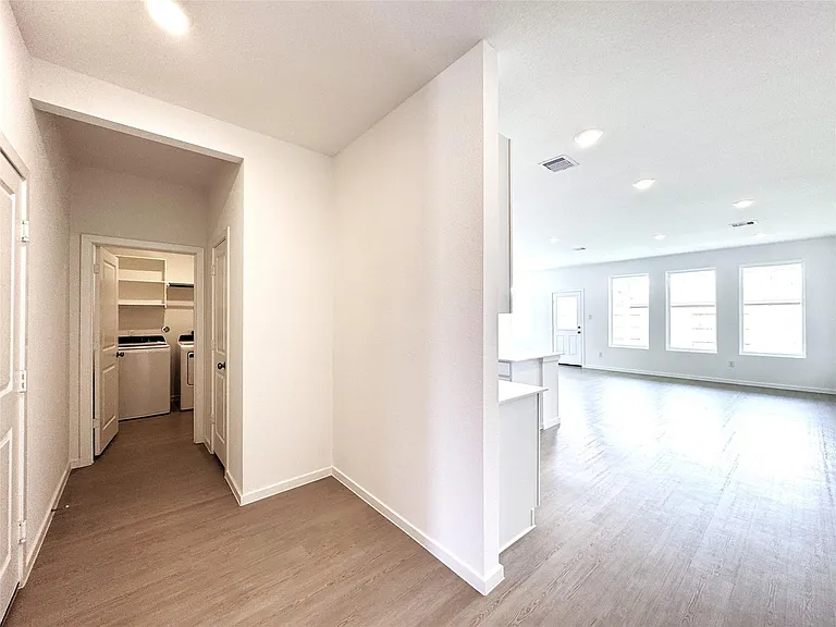 6815 Harvest Wheat Ln — Photo 12