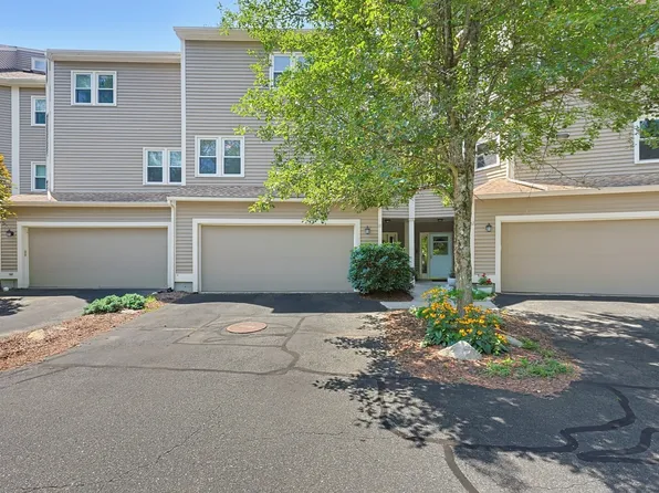 168 Upton St Unit 11, Grafton, MA 01519