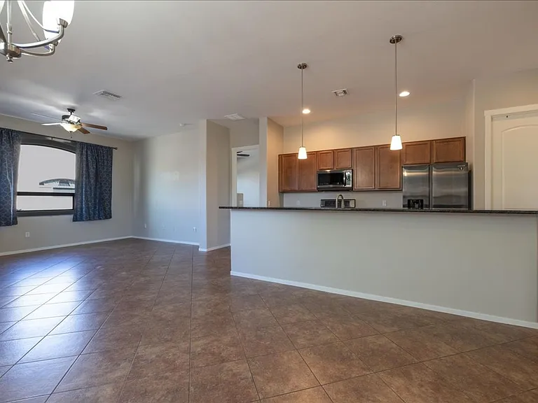 8721 E Perry Park Cir — Photo 10