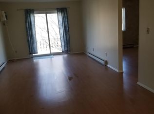 27 Lindsey Rd APT 2, Munroe Falls, OH 44262