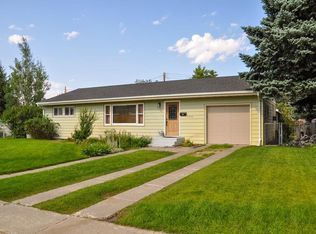1913 Shoshoni Trl S, Cody, WY 82414