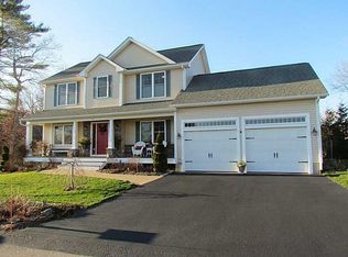 5 Timber Ln, Exeter, RI 02822