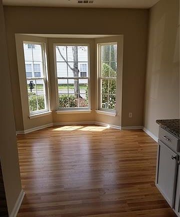 5th image of 121 Kase Ct #1603
