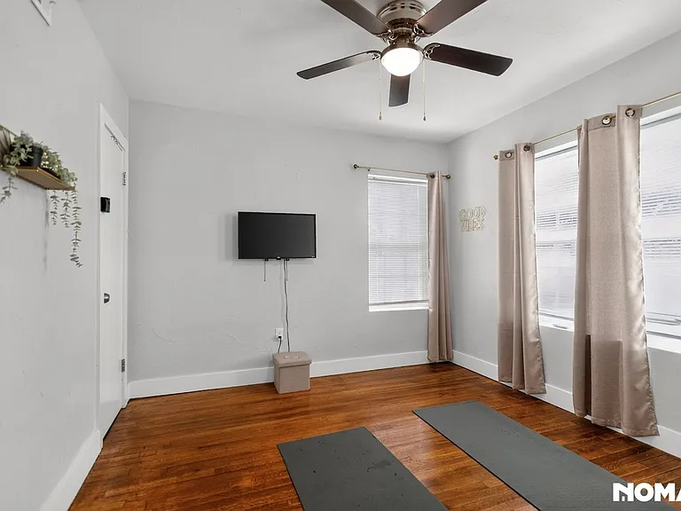 1412 N Virginia Ave — Photo 13