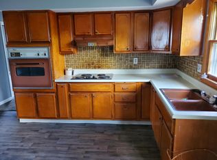 110 W Summitville St, Summitville, IN 46070