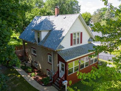 338 Burbank Ave, Woodstock, IL, 60098