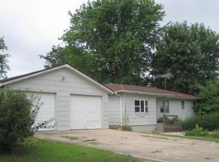 15150 E 2020 Rd, Stockton, MO 65785