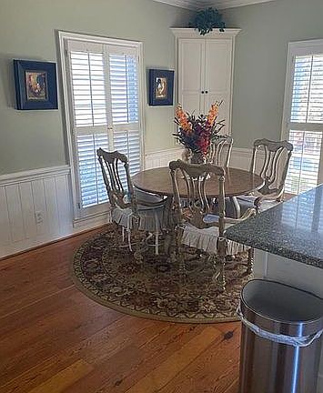 5th image of 913 Millpond Rd