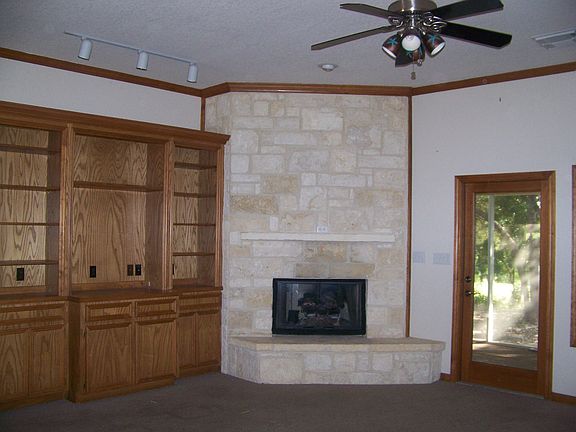 4th image of 1178 Fairway Dr