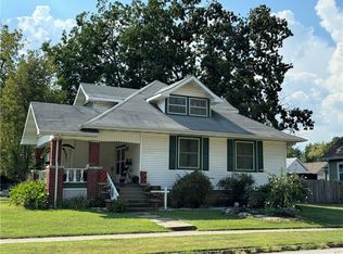 300 N Main St, El Dorado Springs, MO 64744