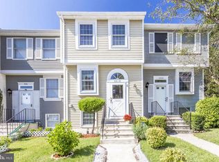 5318 Admiralty Ct, Alexandria, VA 22315