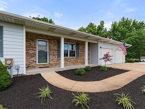 Professionally landscaped grounds