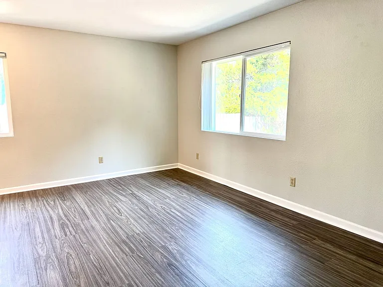 940 Newport Ave SW #1340 — Photo 9