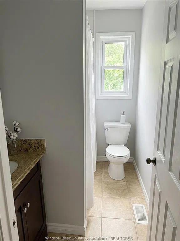 2 bed, $2,400 — Photo 4
