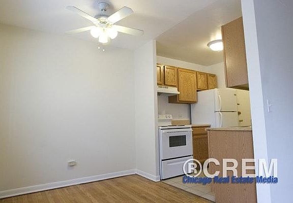 5th image of 1441 W Howard St APT 214
