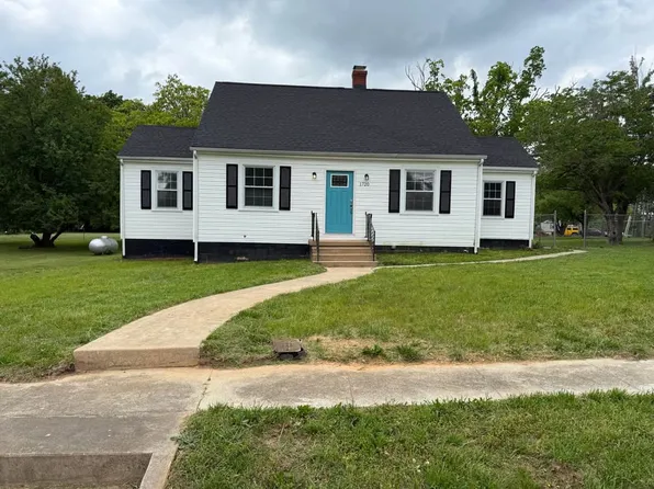 1720 13th St, Victoria, VA 23974