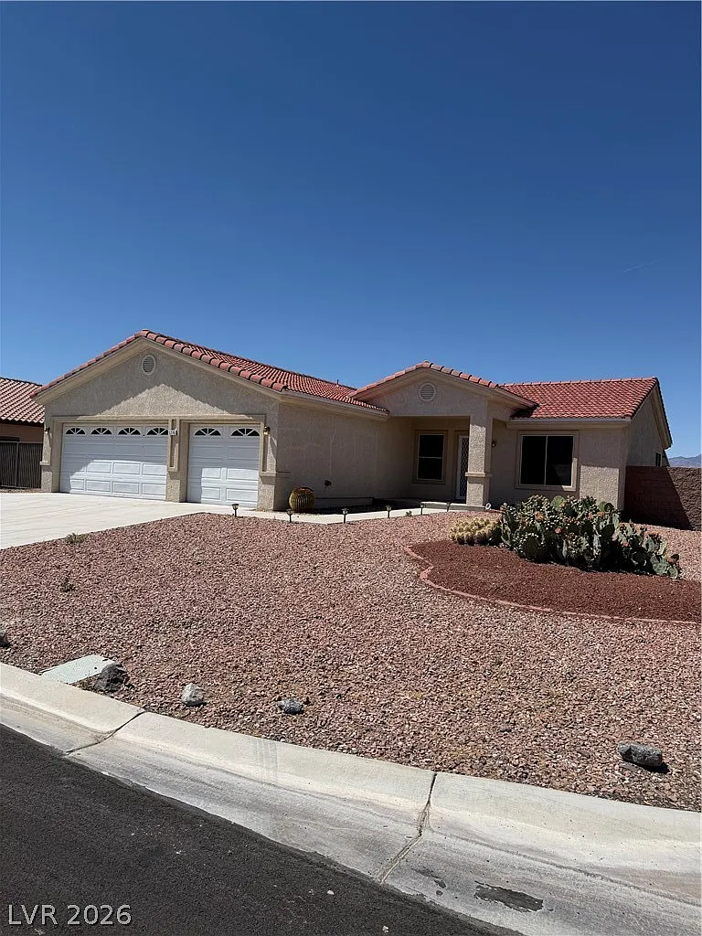 Building Photo - 5776 E Badlands Ln