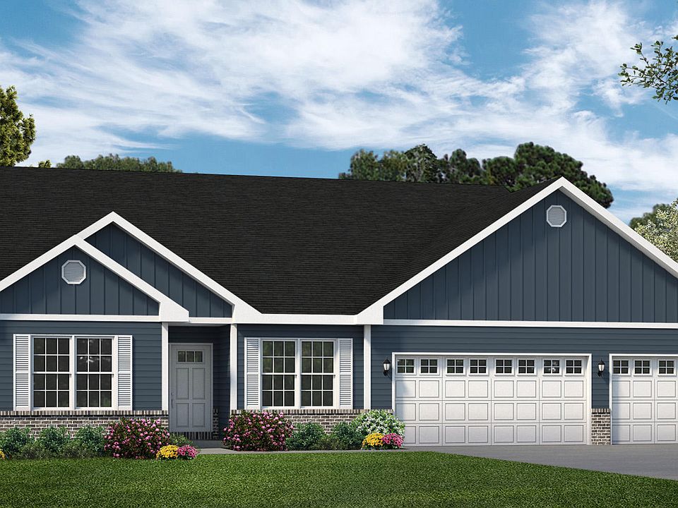 Example Elevation w 3 Car Garage