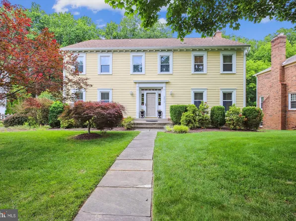 9417 Reach Rd, Rockville, MD 20854