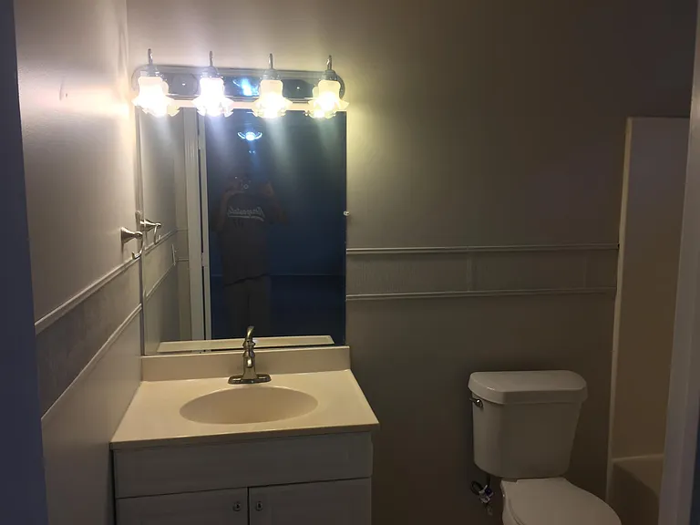 557 Ransom Way — Photo 2