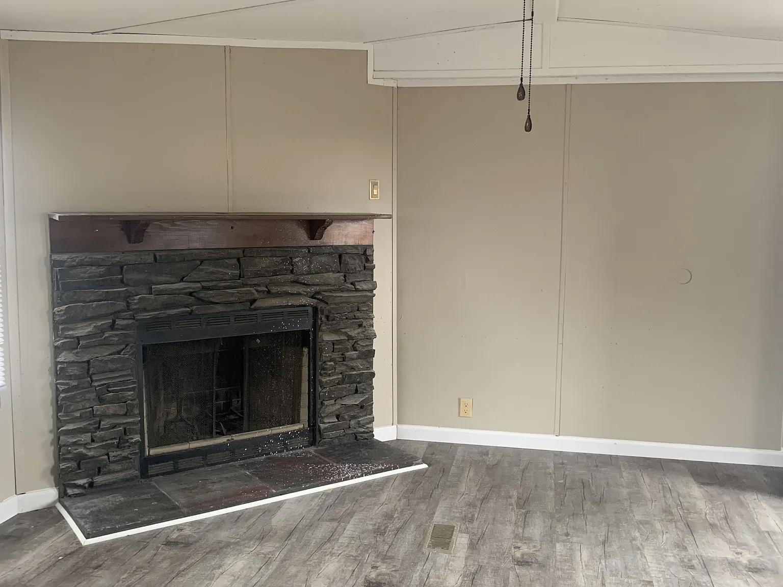 42 Yoakum Circle - 1 — Photo 2