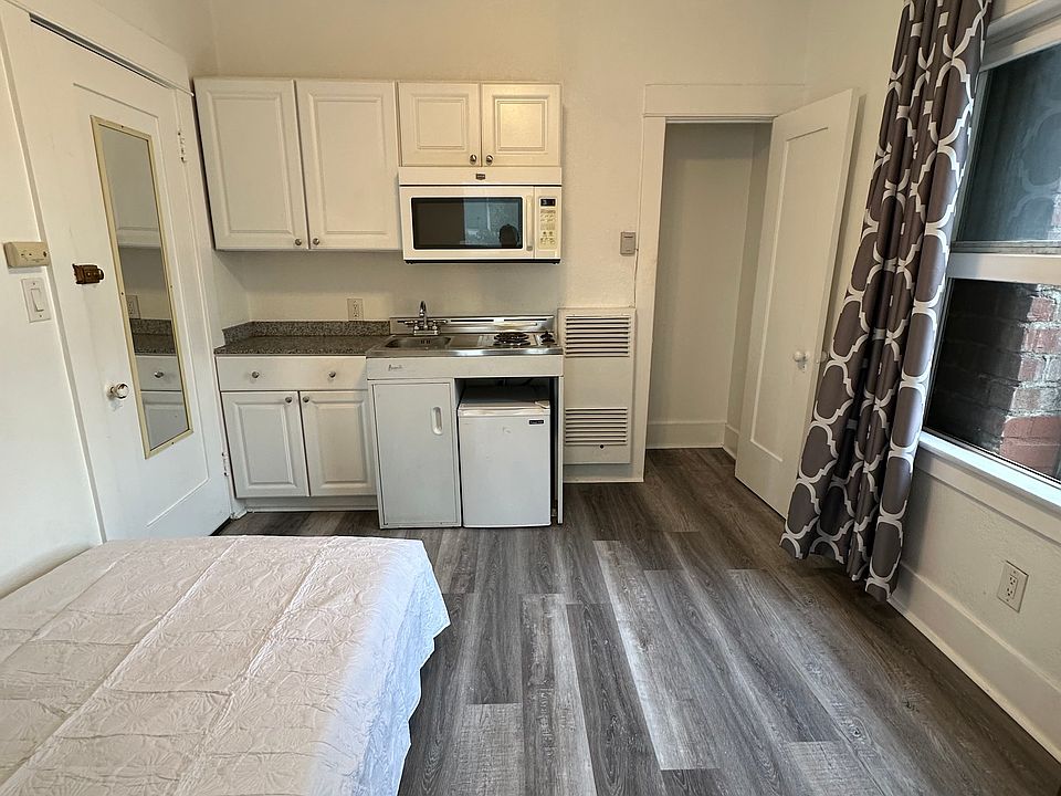 2nd image of 127 W 5th St #13
