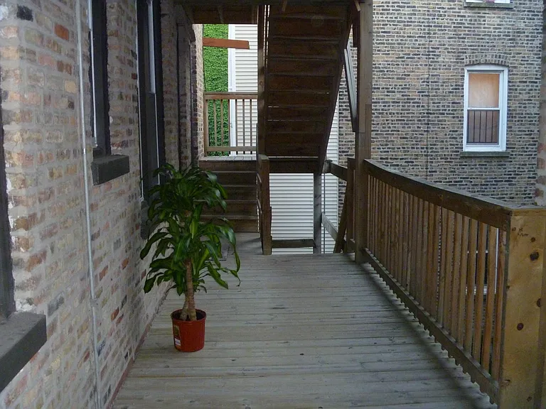 2251 S California Ave #3R — Photo 33