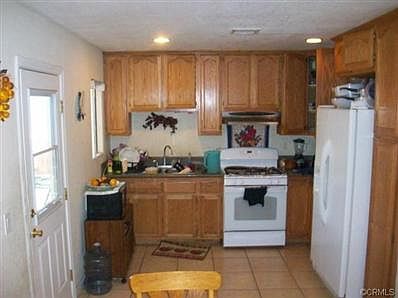 2nd image of 1284 W Oakwood Dr