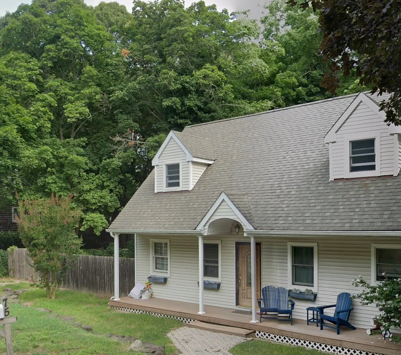 Cedar St, Stony Brook — Photo 1