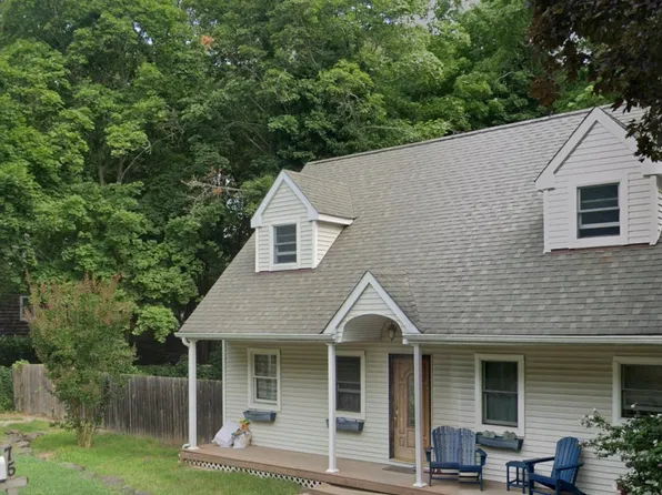 75 Cedar St #Basement, Stony Brook, NY 11790