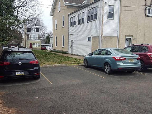 Private parking lot, each unit gets a space.