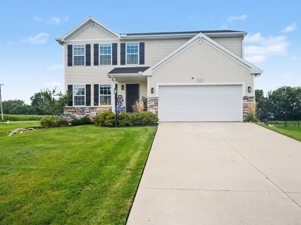 2065 Bennington Dr, Mishawaka, IN 46544