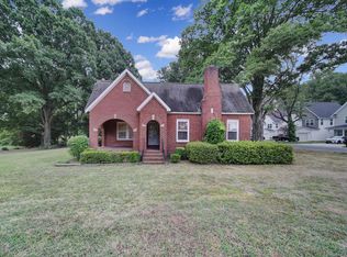 1079 Tom Hunter Rd, Charlotte, NC 28213