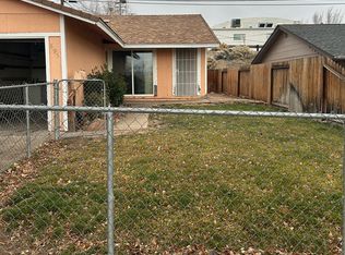 895 N Maddux Dr, Reno, NV 89512
