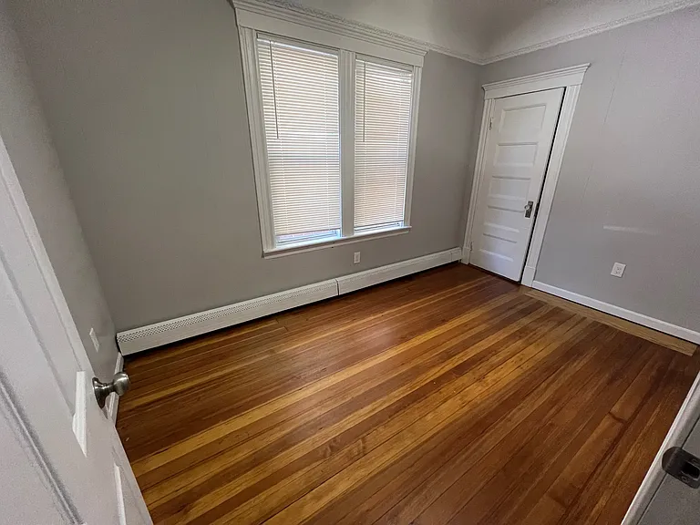 288 Meridian St #1 — Photo 11