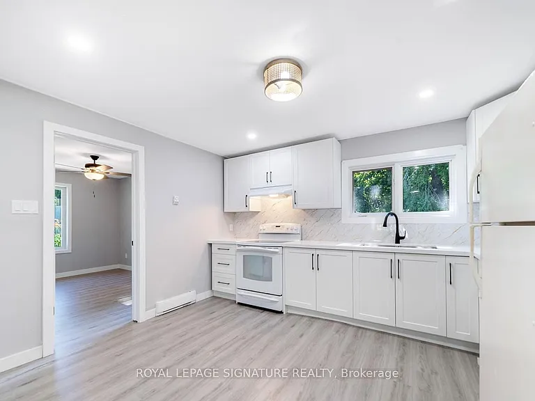 597 High St — Photo 12