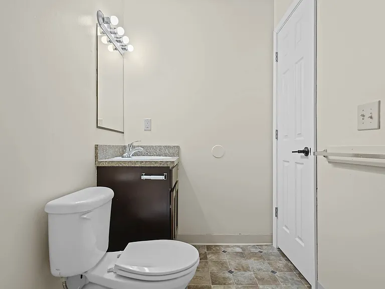 Indian Valley Apartments — Photo 23