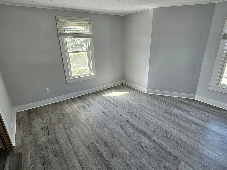 235 Ziegler St #237 — Photo 6