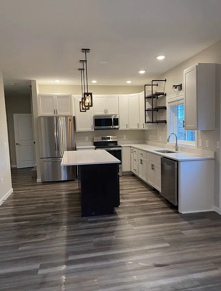 Building Photo - 9208 Overlook Ln