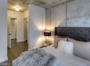 623 W Division St #796, Chicago, IL 60610