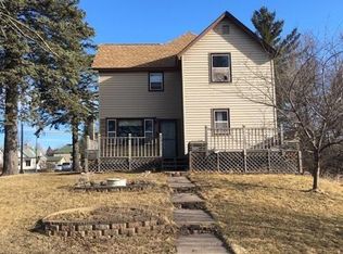 531 6th Ave, Two Harbors, MN 55616
