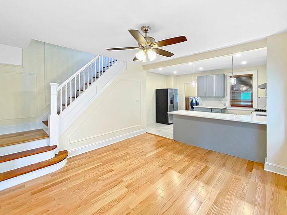 2nd image of 6293 Booth St