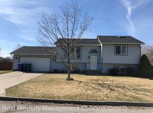 5807 N Vincent Rd, Newman Lake, WA 99025