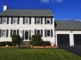 19 Rachel Dr, Raynham, MA 02767