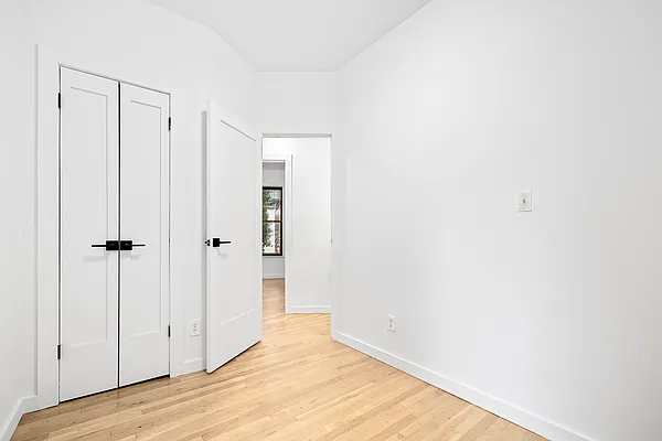 Rented by J PRESTON AND ASSOCIATES INC | media 19