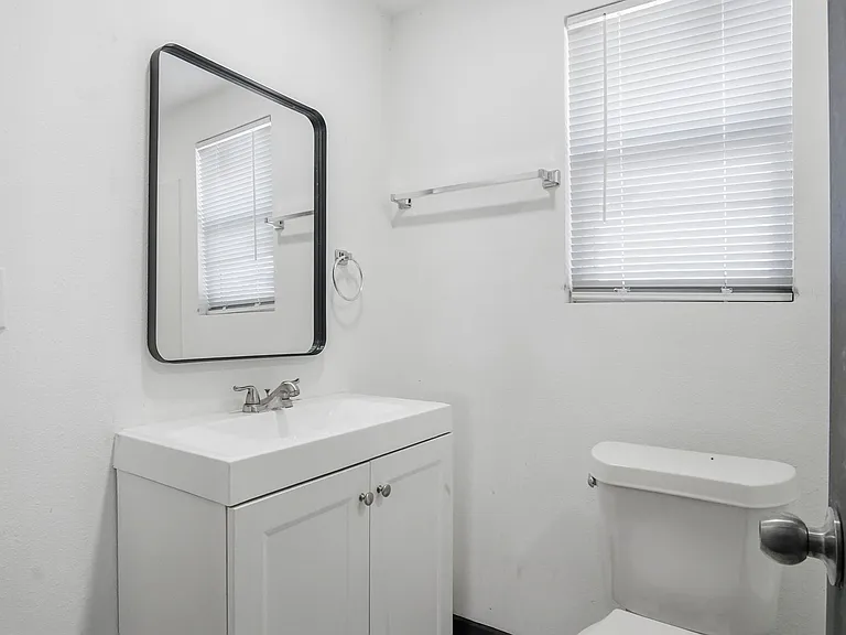 Welcome Home to Comfortable Living at 6111 S Klein Ave! — Photo 6