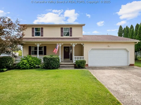 204 Taylor Dr, Hurricane, WV 25526